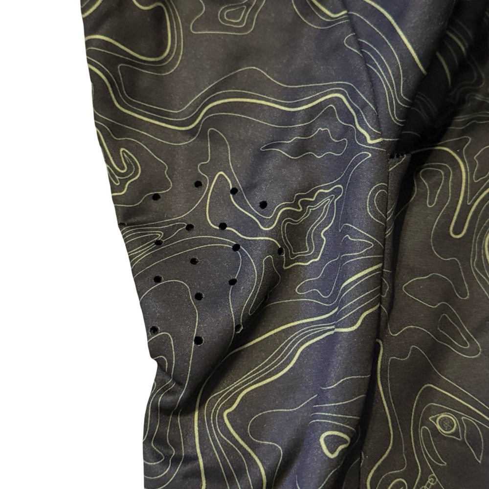 Black Patterned Jacket - image 5